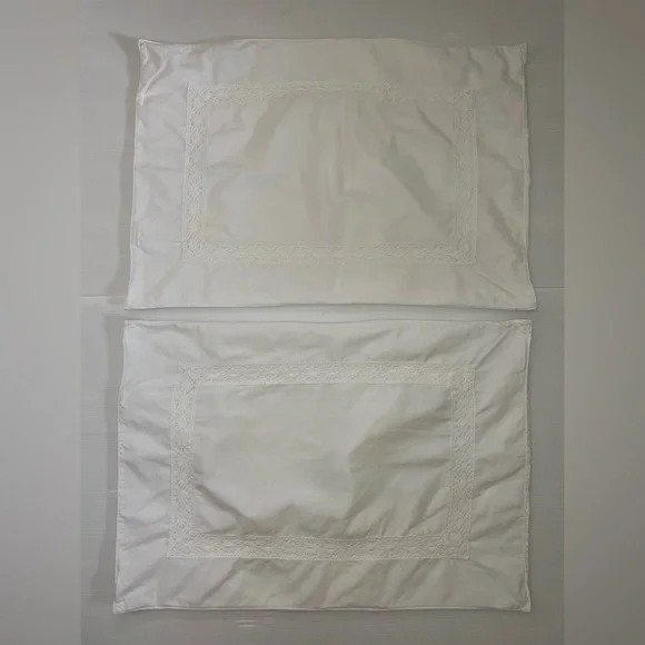 VTG White Cotton Pillow Shams W/ Crochet Lace Trim 25” X 17.5” - Picture 2 of 6
